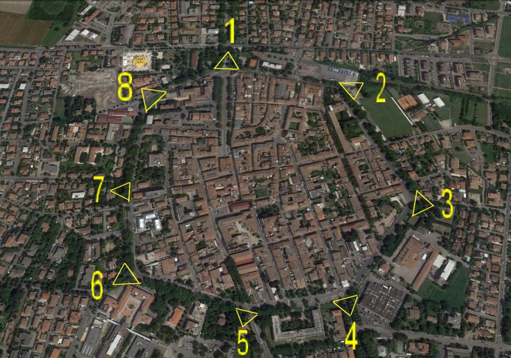 Posizione dei bastioni: 1- Della Porta 2- Gesuiti 3- Cappuccini 4- Servi 5- Strada Grande- 6 S.Ludovico- 7 S.Agostino- 8 Del Castello