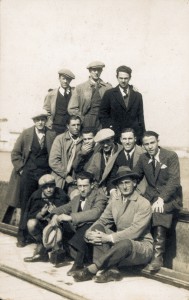 1931-Calcio-Mirandolese-trasferta-a-Pola-Gent.conc_.-Alberto-Bombarda
