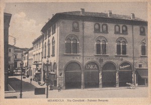 5Mirandola-via-Cavallotti-Palazzo-Bergomi-gent.conc_.Franco-Chiosi