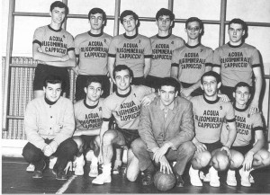 La-squadra-di-pallavolo-della-Folgore-del-1965