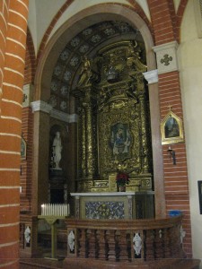 Cappella della Madonna delle benedizioni in Duomo intagliata da P.G.Guagnelini.