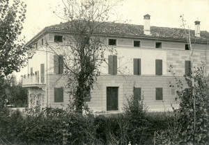 Villa Frassinesi, lato rivolto a Sud ovest (Foto A.Rabbi Bologna)
