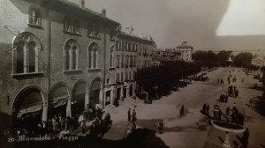 1950-Piazza-Costituente-Gent.conc_.-Marina-Rosmini
