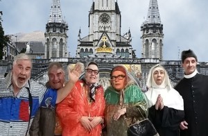 FOTO DI GRUPPO PARTENZA DA LOURD GAITA