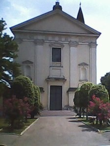 Chieda parrocchiale di San Possidonio, ora danneggiata dal sisma del 2012