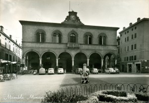 Municipio Gent.Conc.Roberto Neri