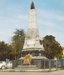 Il monumento nel 2001