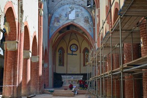 Il-Duomo-dopo-il-terremoto0221web