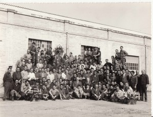 1957-I-dipendenti-della-Carrozzeria-Barbi-gent.conc_.Franco-Chiosi-Cirillo