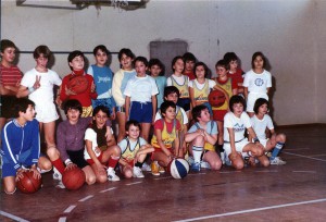 1983-Pico-basket-gruppo-minibasket-gent.conc_.Tiziano-Aleotti