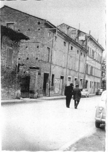 Via-Cesare-Battisti-la-Scaletta-1963