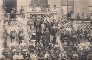 1915-Scuole-elementari-gruppo-d'insieme