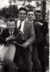 1955-Da-sx-Tristano-Panzani-Benito-Silvestri-Tiziano-Silvestri-Silvano Costa- Gent conc. Franco Chiosi