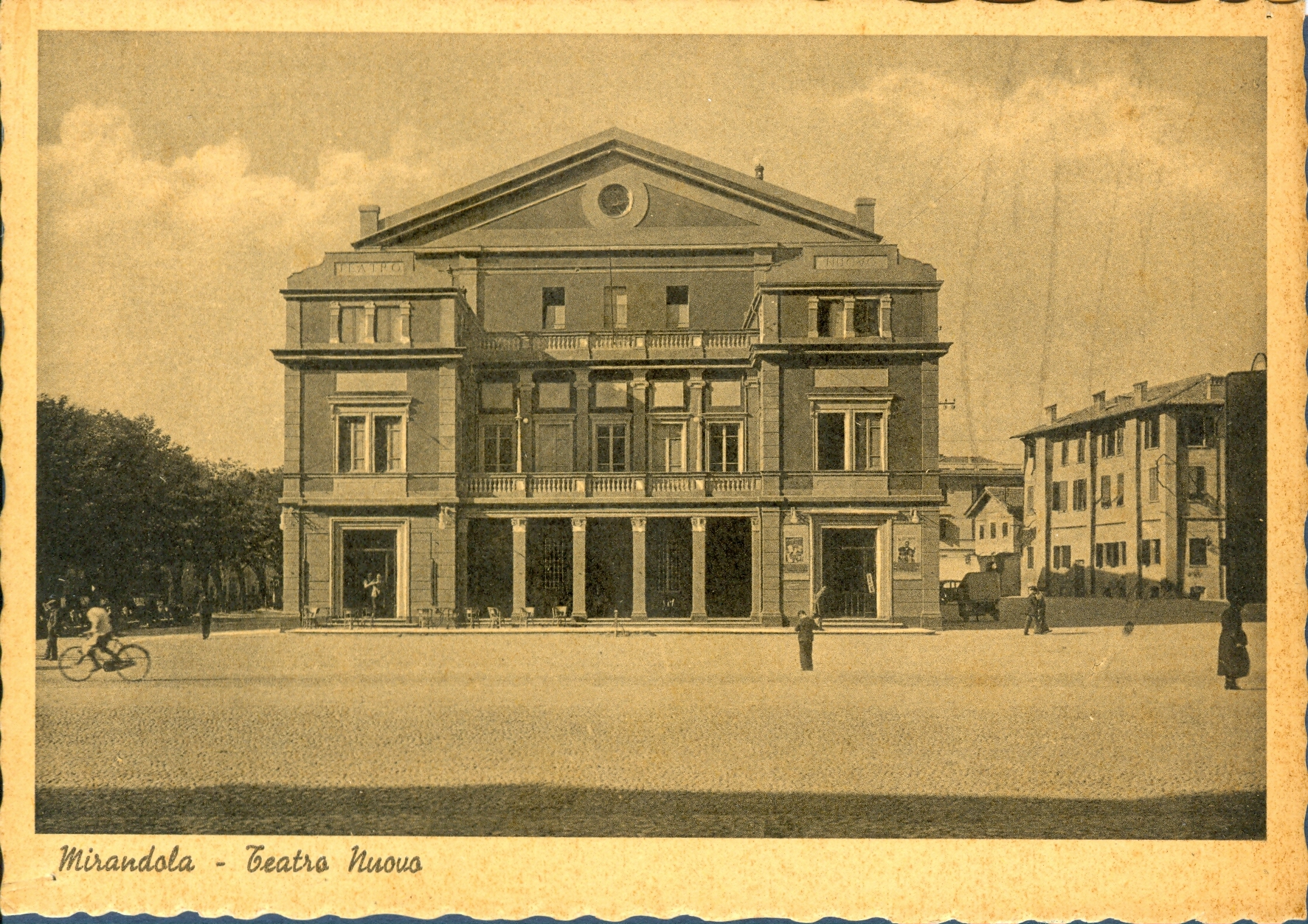 Teatro Nuovo0017