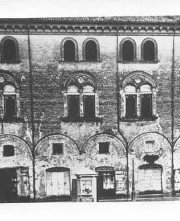 Palazzo Bergomi prima dell'apertura dei portici